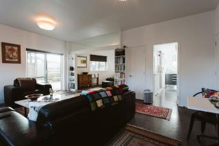 Surf's Up - pet-friendly Fitzroy lifestyle home - 2