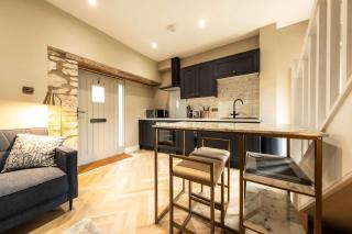 The Old Loft House in Chew Stoke - 0