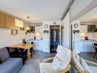 Les Menuires - 2 Pièces, Ski aux Pieds, 4 Pers, Balcon Sud - FR-1-178-405 - 6