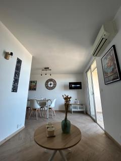 Cosy T2 avec vue imprenable sur la mer - 9