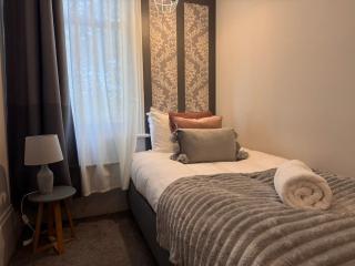 Regency Guest House - 1