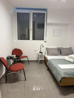 TINY STUDIOS Under the Akropolis -2- - 2