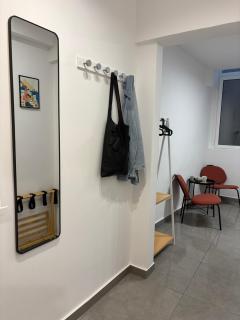 TINY STUDIOS Under the Akropolis -2- - 1