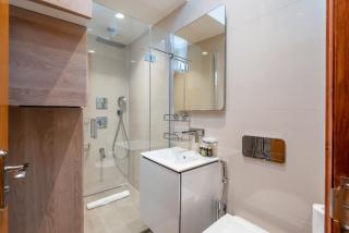 Modern Tooting Broadway - 6