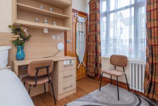 Modern Tooting Broadway - 3