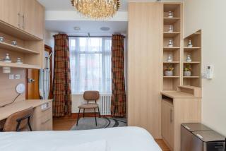 Modern Tooting Broadway - 2