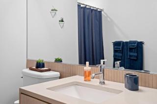 Amusing APT in NW Portland - 2