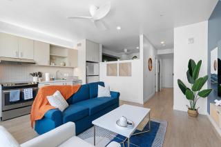 Amusing APT in NW Portland - 1