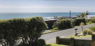 Messenger Magic - classic 5BR Kiwi bach - 9