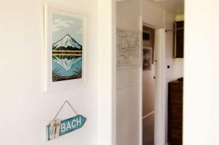 Messenger Magic - classic 5BR Kiwi bach - 2