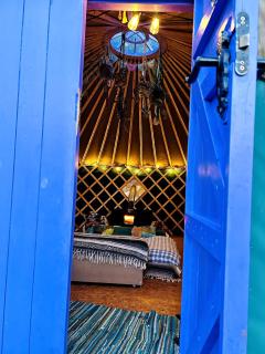 A Magical Cosy Garden Yurt - 7