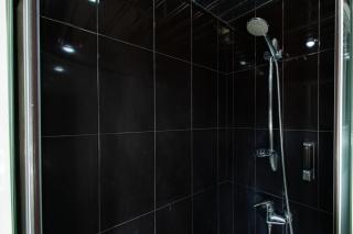 Northern Avenue, 1 bedroom Modern, New Euro Renovated apartment HH399 - 2