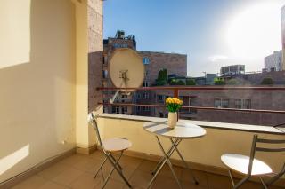 Northern Avenue, 1 bedroom Modern, New Euro Renovated apartment HH399 - 1