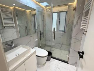 Book and Bed-People's Square - 8