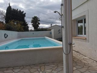 Appartement dans villa avec jardin et piscine privée - 9