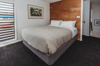 Desirable on Devon - award-winning luxury in CBD - 5