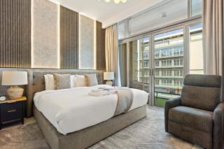 Vibrant Park View Apt with Pool, Gym, Saadiyat Island - 8