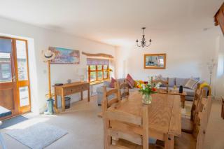 Finest Retreats - Olive Tree - 0