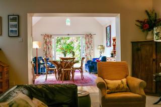 Spacious cottage - walk to Crieff - 2