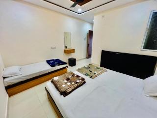 Hotel Mahakal Darshan - 5