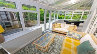 Ladywell Croyde - Super stylish large home with pool table, woodburner, pizza oven and Hot Tub Option, Sleeps 12 - 8