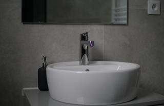 Velaris Downtown Retreat - 5