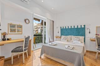 h2h Kalypso #Luxury, in 5' Port, in 1'metro, Airport, Athens smART, hi-tec - 0