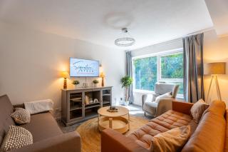 Modern 3-Bed Near Roundhay Park - 3