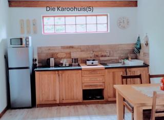 Groendraai PetFriendly SelfCatering Accommodation, Die Karoohuis, Die Wijnhuis and Die Vinknes - 9