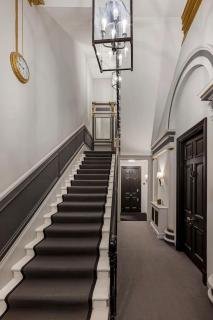 Spacious 2 bedroom apartment in Cadogan Square - 7