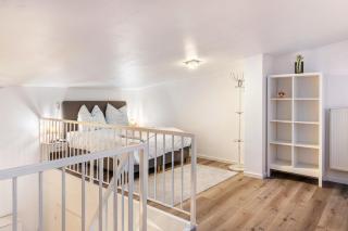 Nahe Airport Ber Maisonettewohnung - 1