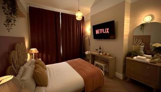 1Bd Apt City Centre Contractor Friendly - 4