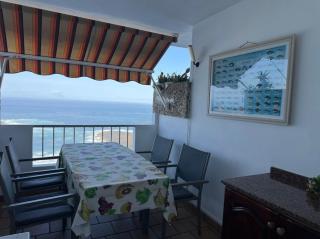 House with balcony and views of the Atlantic in El Pris - 5