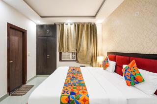 FabHotel Novis House - 4