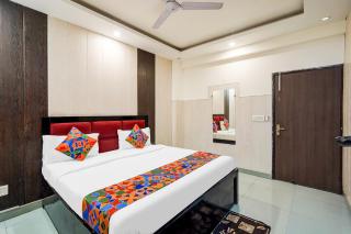 FabHotel Novis House - Noida - 6