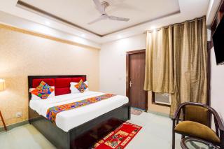 FabHotel Novis House - Noida - 7
