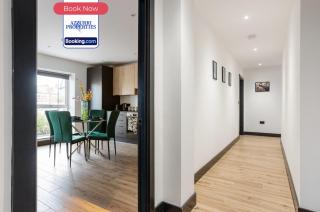 Short Stays at High Road By Azzurri Properties Short Lets & Serviced Accommodation North Finchley With WiFi - 4