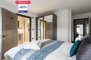 Short Stays at High Road By Azzurri Properties Short Lets & Serviced Accommodation North Finchley With WiFi - 2