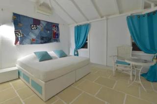 Oceanview Villa with Four King Bedrooms - 8