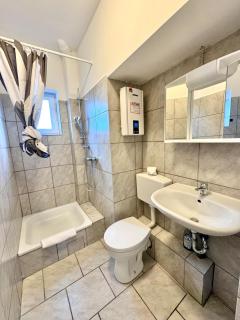 2 Zimmer Unterkunft in Zentraler Lage Wasbeker Str - 5