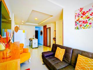 2 Units I 500m Award Winning Beach I King Bed Kitchen I AC Pool Patio Gym 4433 - 9