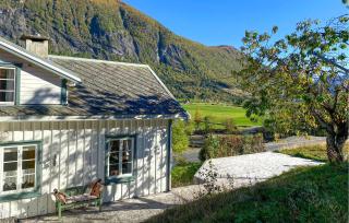 Beautiful Home In Vistdal With Wifi - Myklebostad - 9