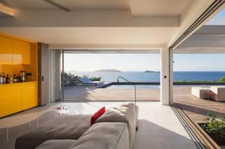 Refined Oceanview Escape For Six Guests - 2