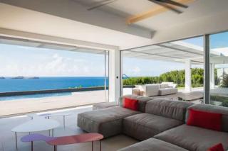 Refined Oceanview Escape For Six Guests - 7