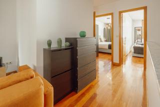 Modern Terrace 2BD Apartment by Vacationy - 2