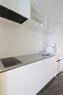 b hotel Komachi 1 BR Apt Free Breakfast Included - 3