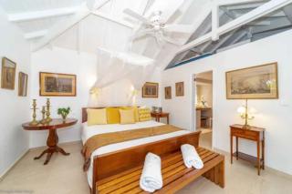 Caribbean Love Nest With Romantic Ambiance - 8