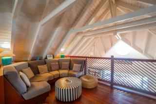 Hilltop Paradise With Breezy Hammock Lounge - 7