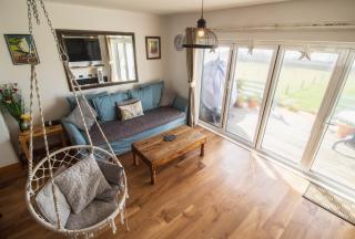 Pebbles Beach House By Air Premier - 4