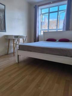 Charming London Apartment for Rent - Central Location - 0